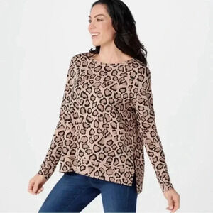 Rachel Hollis Cheetah Print Crew neck Sweatshirt Size Large